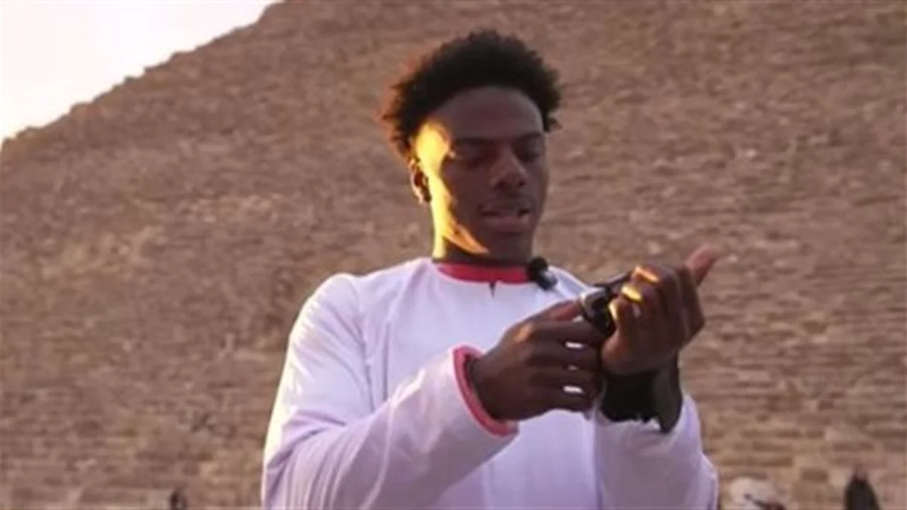 زيارة سبيد للقاهرة.. تفاصيل مثيرة لمغامرة أشهر يوتيوبر في الأهرامات ومطاعم الكشري